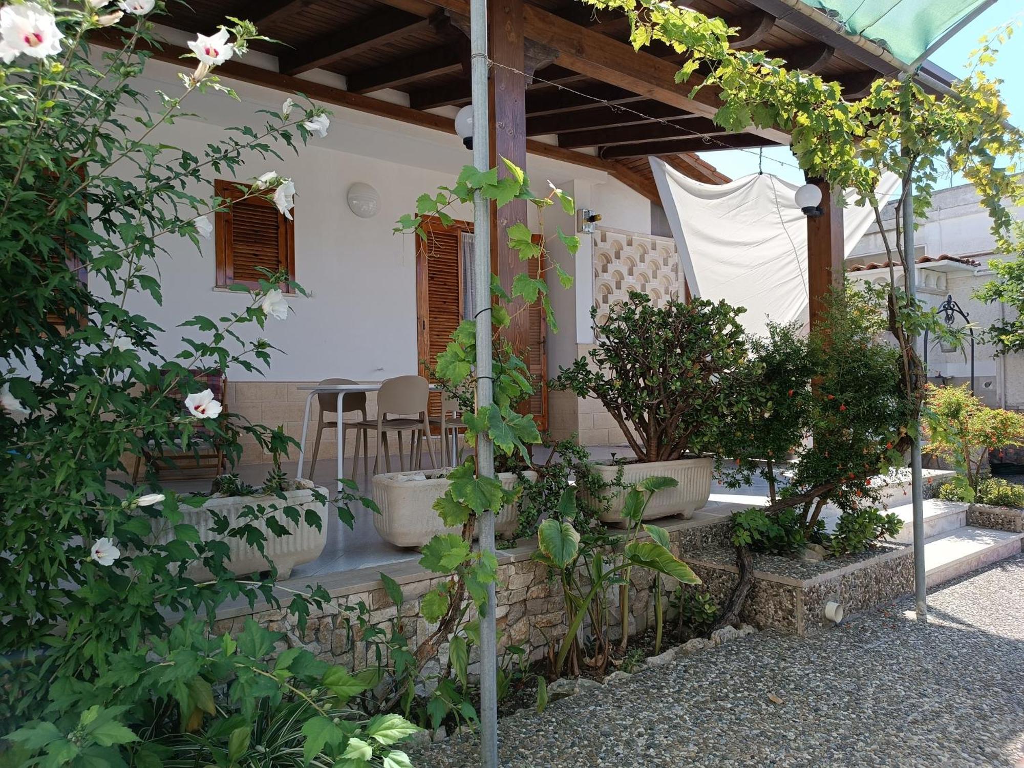 טורה דל'אורסו Il Giardino Di Sofia Charm And Comfort Apartment מראה חיצוני תמונה